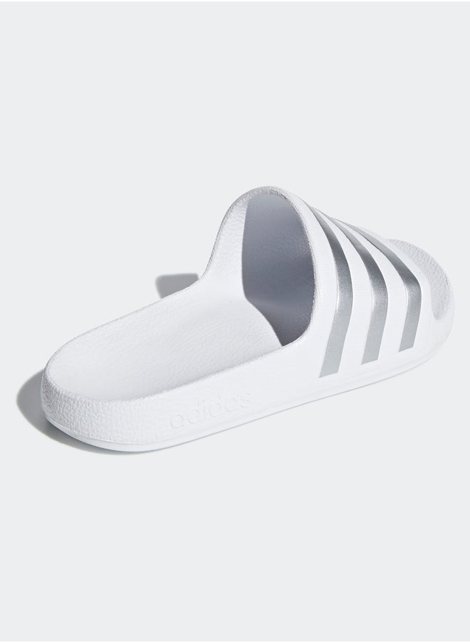 Adidas Adilette Aqua Slides Kids  - Image 3
