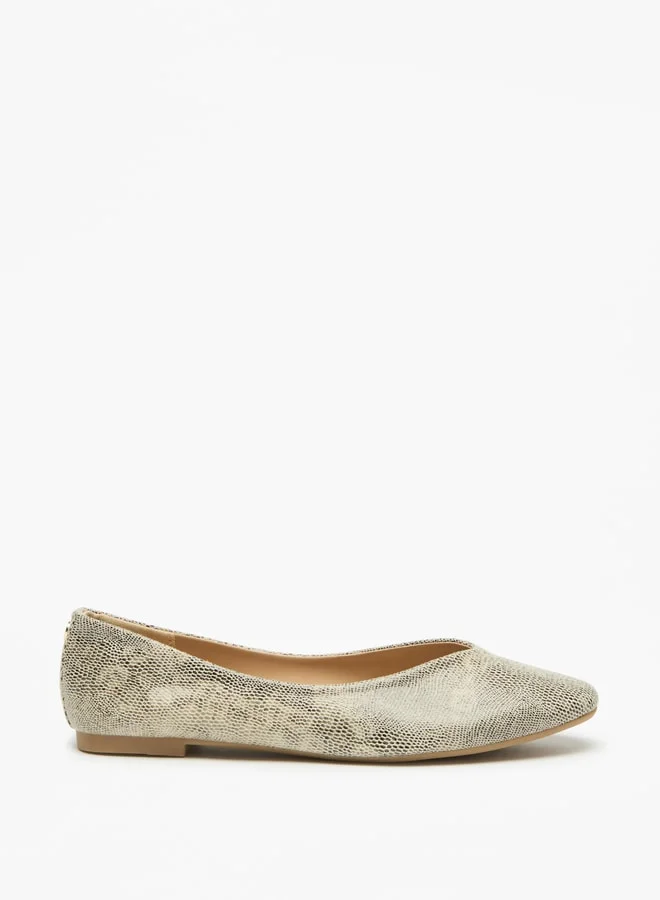 فلورا بيلا من شو إكسبرس Textured Slip-On Ballerina Shoes