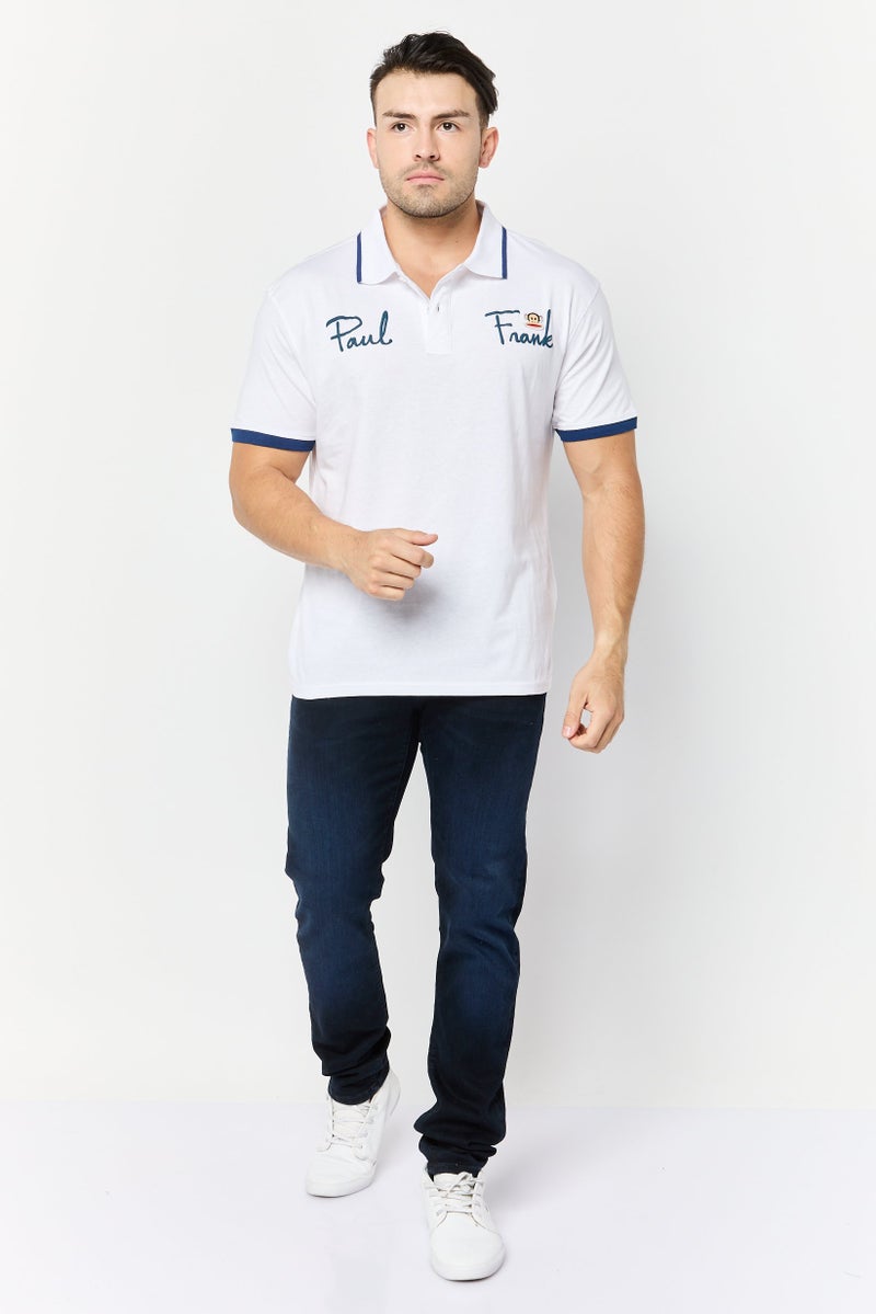 Paul Frank قميص بولو بأكمام قصيرة بتصميم عادي للرجال بشعار العلامة التجارية، أبيض - Image 2