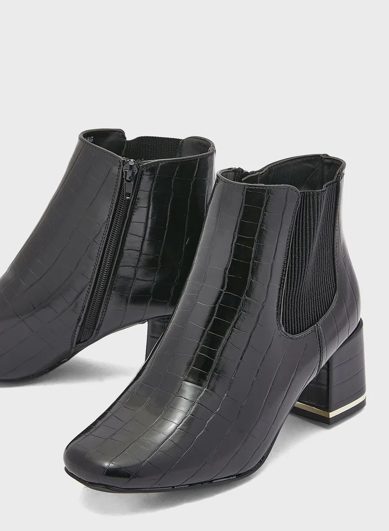 NEW LOOK Block Heel Chelsea Boots