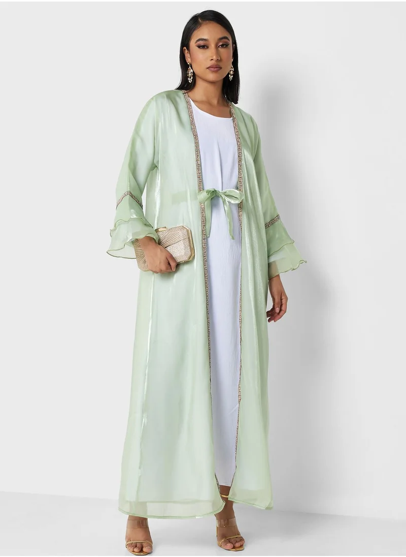 خزانة Bell Sleeved Abaya With Inner