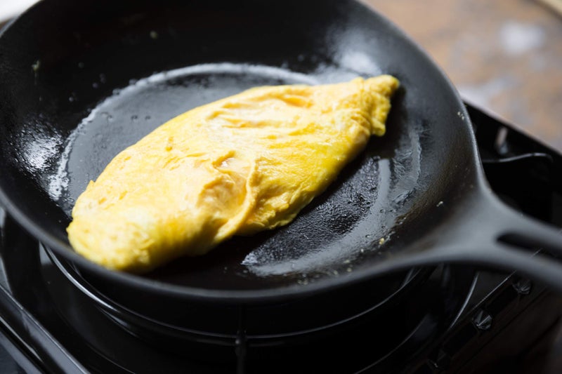 Iwachu 24601 Omelet 24, Black Baking, Inner Diameter: 9.3 inches (23.5 cm), Induction Compatible, Frying Pan, Nanbu Ironware - Image 3