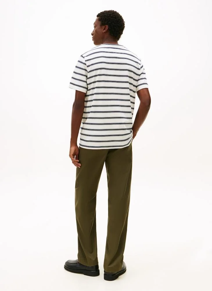 تومي هيلفيغر تيشيرت أساسي بياقة دائرية