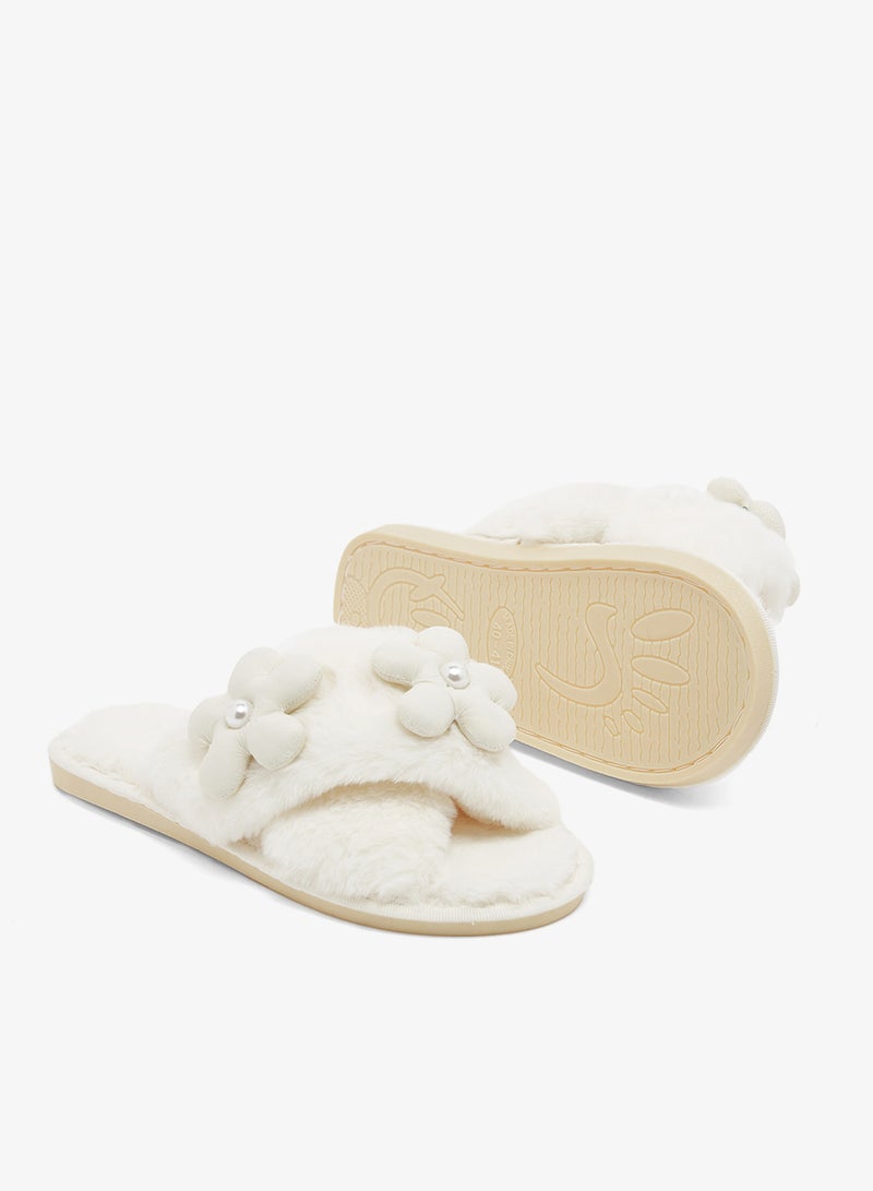 جينجر شباشب غرفة نوم بفرو ولؤلؤ - Image 3