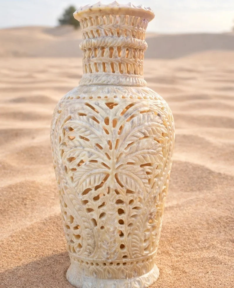Tohfa Luxe Tohfa Luxe Hand-Carved Marble Palm Vase – 26 cm Natural Marble Décor | Intricate Palm Leaf Cutwork | Luxury Artisanal Home Accent for Living Room, Office, Majlis & Gifting