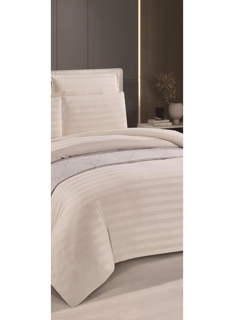 MARK A royal double hotel bedspread to give you elegance and comfort, made of the finest materials, size 240*260 cm  - Image 2