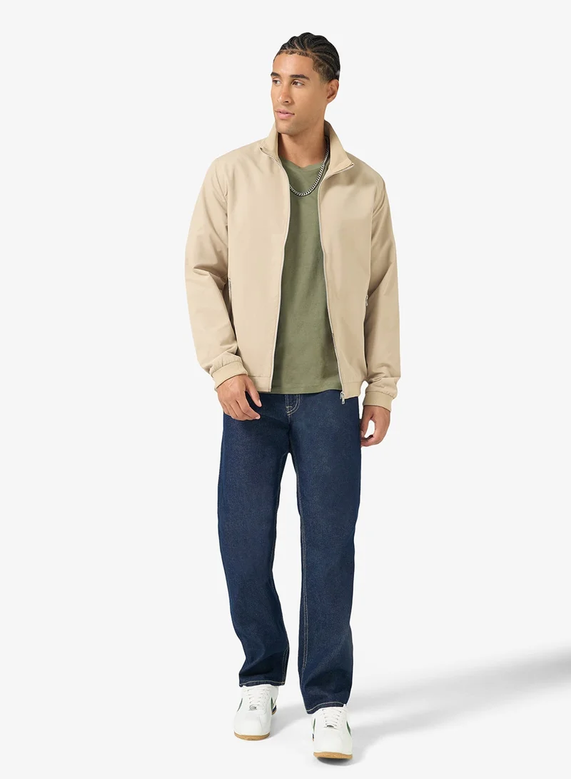 Light Wash Straight Fit Jeans