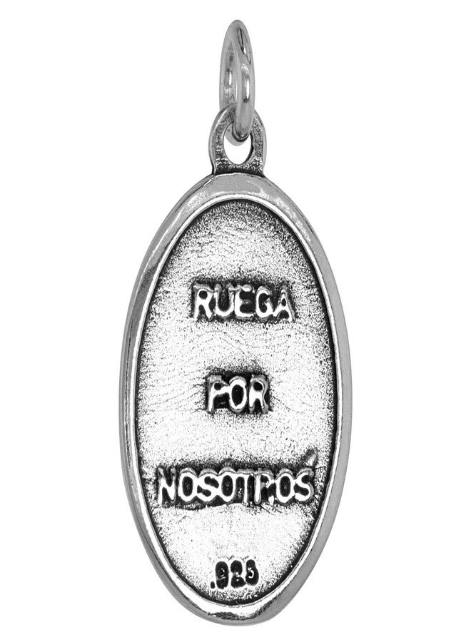 سابرينا سيلفر قلادة ميدالية سان خوان دي لوس لاغوس من الفضة الإسترلينية، بلمسة نهائية مؤكسدة، بيضاوية الشكل، بوصة واحدة - Image 3