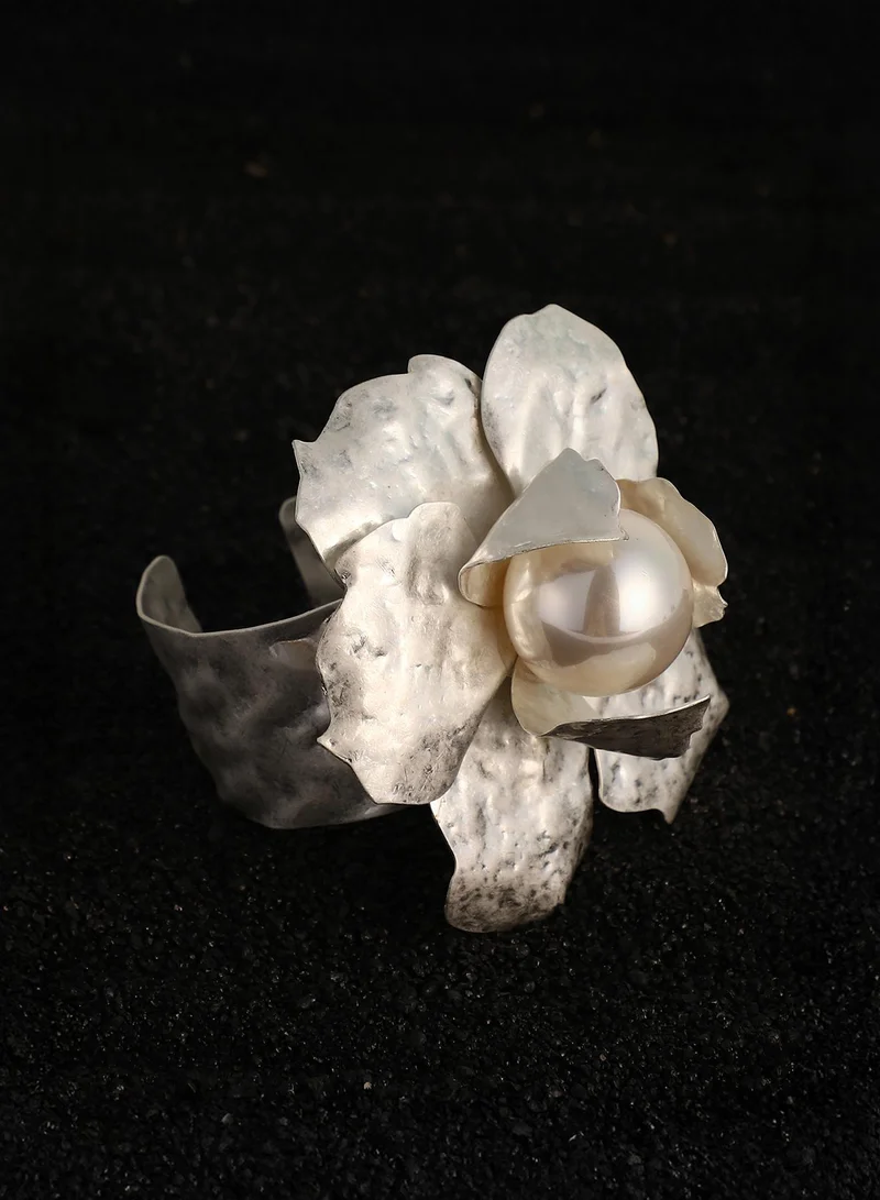 سوهي سوار فلورا بلوم بيان مجوهرات اصطناعية