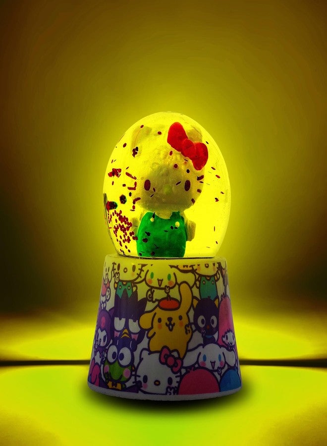 سيلفر بوفالو كرة ثلجية صغيرة مضيئة من سانريو هيلو كيتي وأصدقائها مع عرض بريق متلألئ | ارتفاع 3 بوصات - Image 2