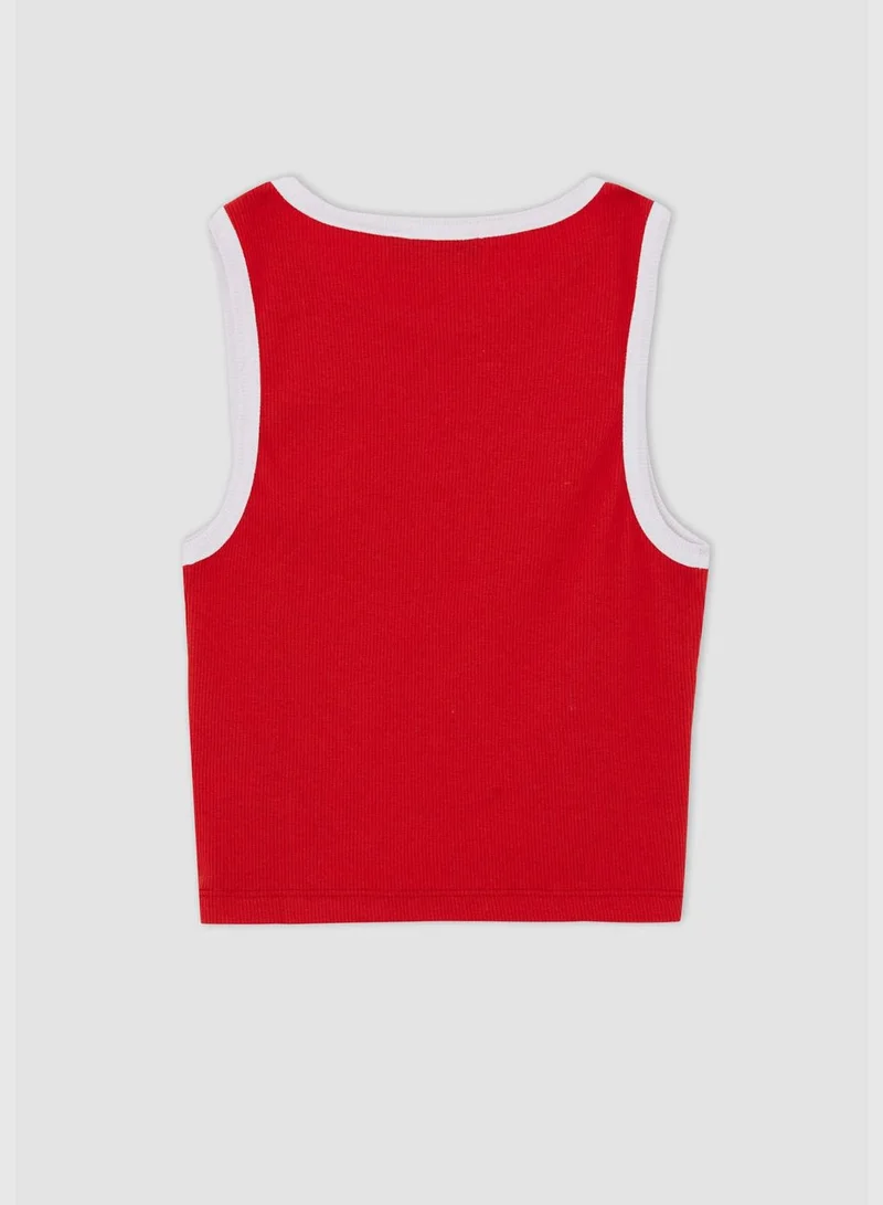 DeFacto Fitted Sleeveless Minimal Print Vest