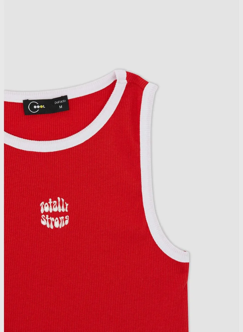DeFacto Fitted Sleeveless Minimal Print Vest