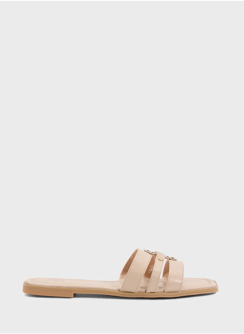 ايلا Ladies Flat Sandal