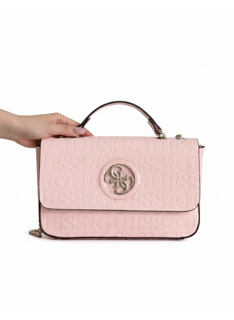 جس حقيبة كتف نسائية من Guess بشعار ذهبي - وردي - Image 2