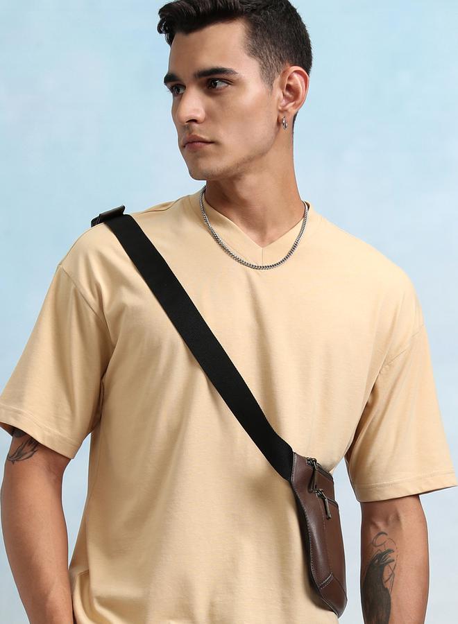 HIGHLANDER Solid Regular Fit V-Neck T-Shirt - Image 1