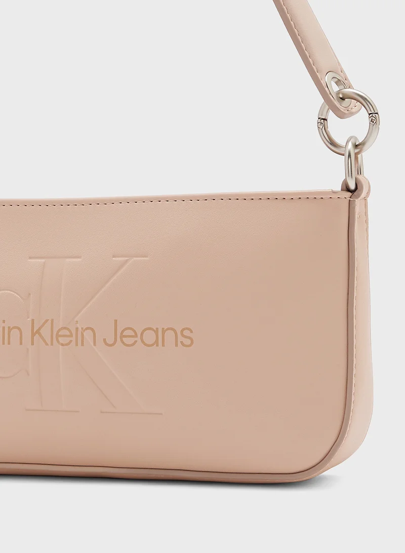 كالفن كلاين جينز SCULPTED SHOULDER BAG