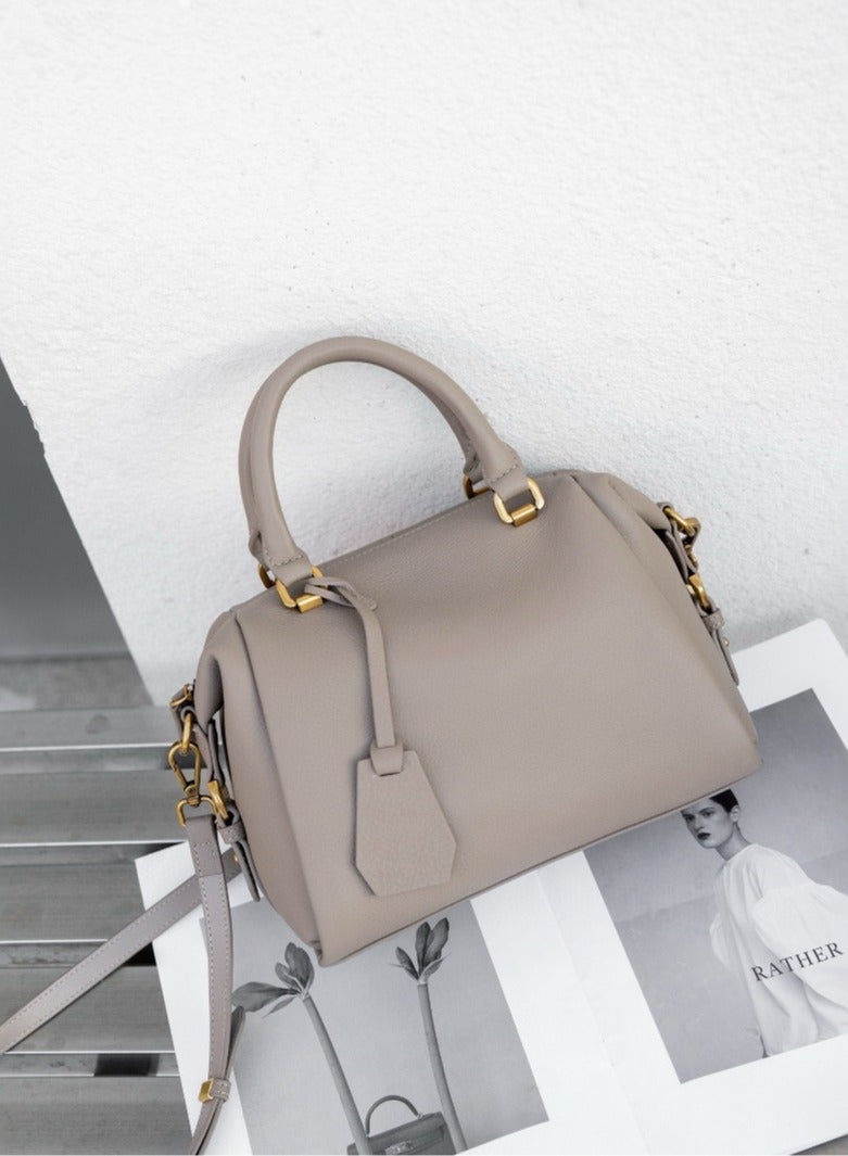 شتاء حقيقيّ جلديّ إمرأة حقيبة يد - نمط أوروبيّ غربيّ أعلى - جلد بقر حبة بوسطن حقيبة يد & كتف حقيبة