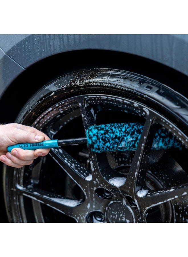 أوتو فينيس فرشاة تنظيف العجلات من الألياف الدقيقة من Auto Finesse - فرشاة فائقة النعومة ومقاومة للخدوش لتنظيف العجلات المعدنية والجنوط والمناطق التي يصعب الوصول إليها | أداة تنظيف احترافية - Image 3