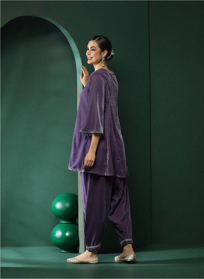 أيه كيه إس طقم تونيك وبنطلون من مزيج الحرير باللون اللافندر للنساء - Image 5