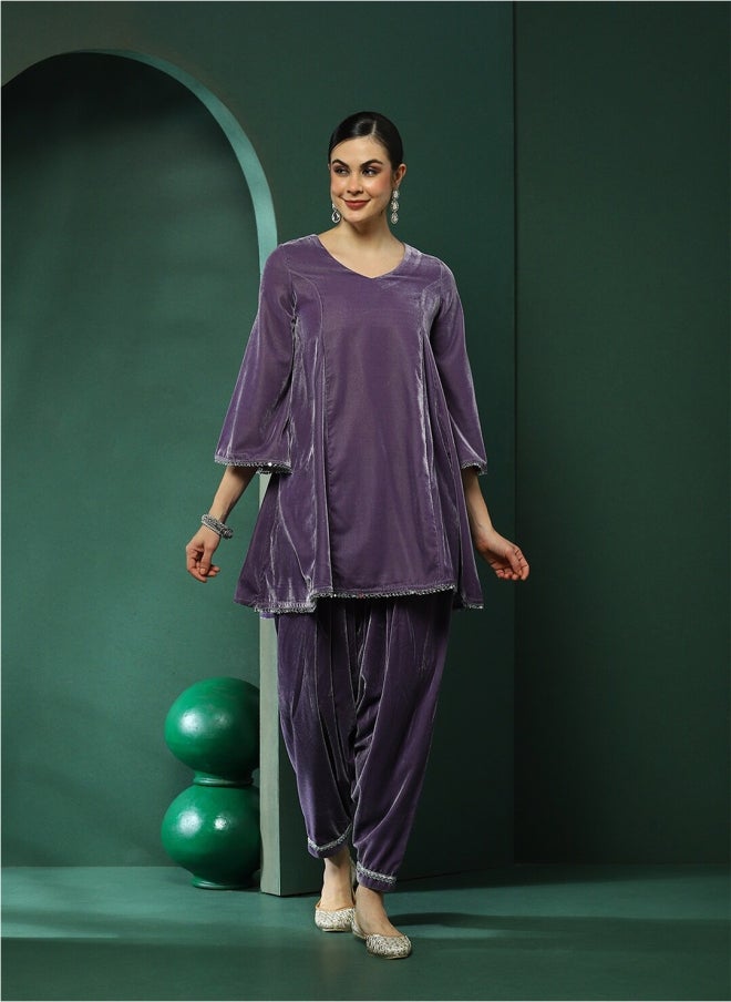 أيه كيه إس طقم تونيك وبنطلون من مزيج الحرير باللون اللافندر للنساء - Image 1