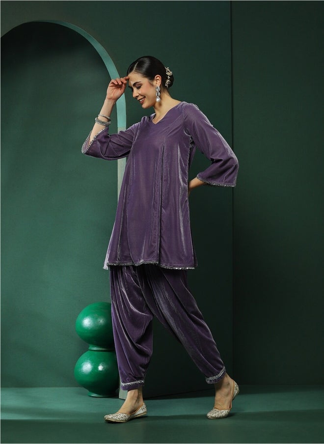 أيه كيه إس طقم تونيك وبنطلون من مزيج الحرير باللون اللافندر للنساء - Image 4