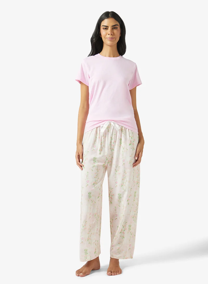 Ella  T-Shirt With Print Pant Pyjama Set for Women | Best Price UAE