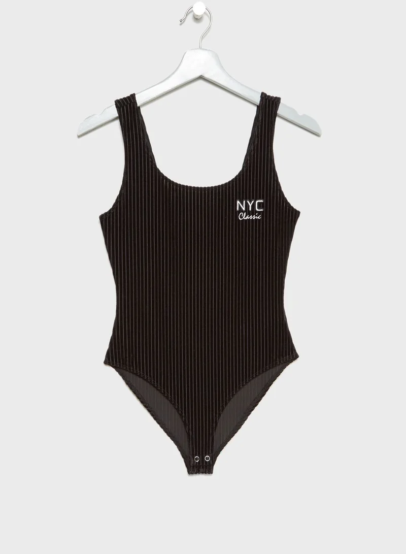 FOREVER 21 Slogan Velvet Ribbed Body