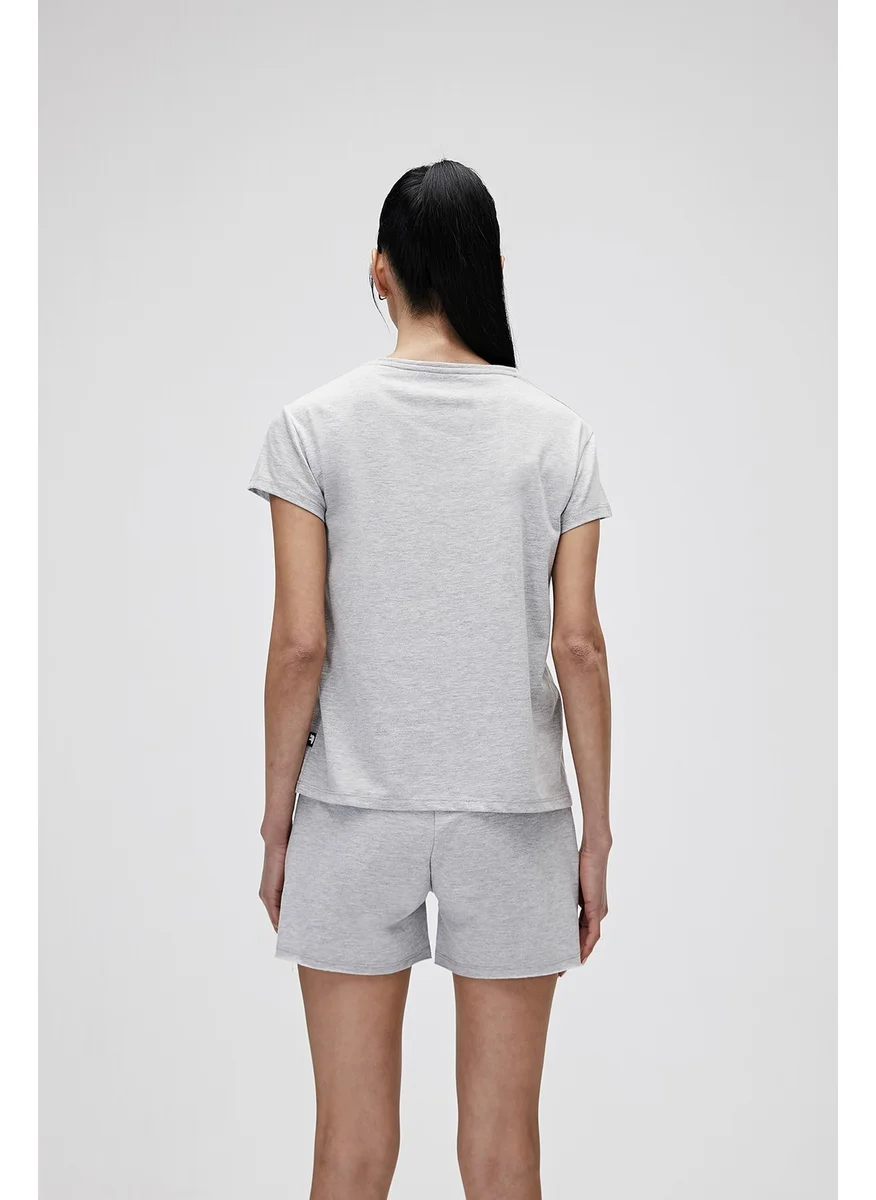 باد بير Women's GRAY MELANGE T-Shirt