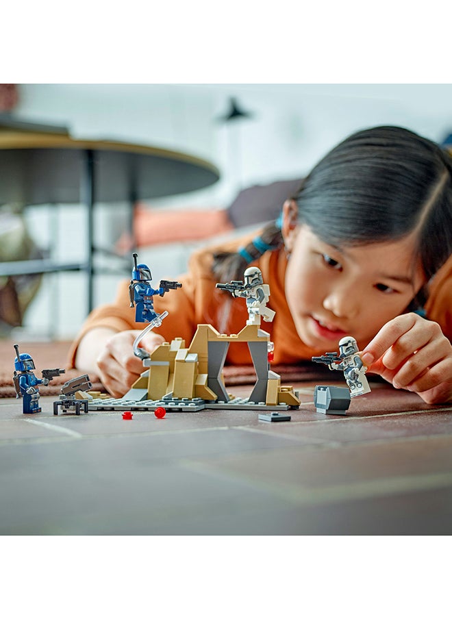 LEGO حرب النجوم: مجموعة معركة كمين الماندالوريان على ماندالور، لعبة مغامرة للبناء للأطفال، مجموعة لعب قابلة للتجميع مبنية من الطوب، فكرة هدية للأولاد والبنات aged 6 وما فوق (109 قطعة) 75373  - Image 3