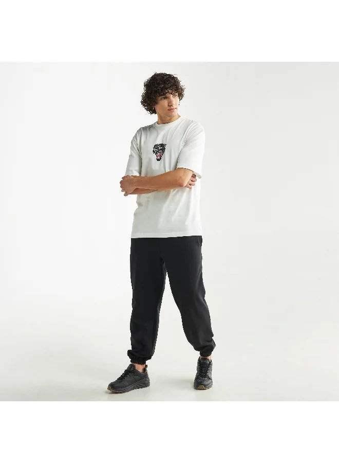 Splash FAV Graphic Print Oversized T-shirt with Short Sleeves and Crew Neck