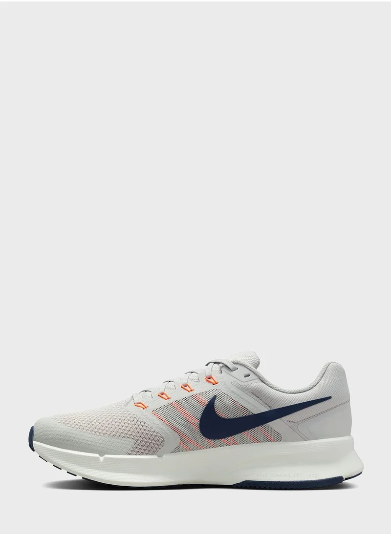 Nike Run Swift 3