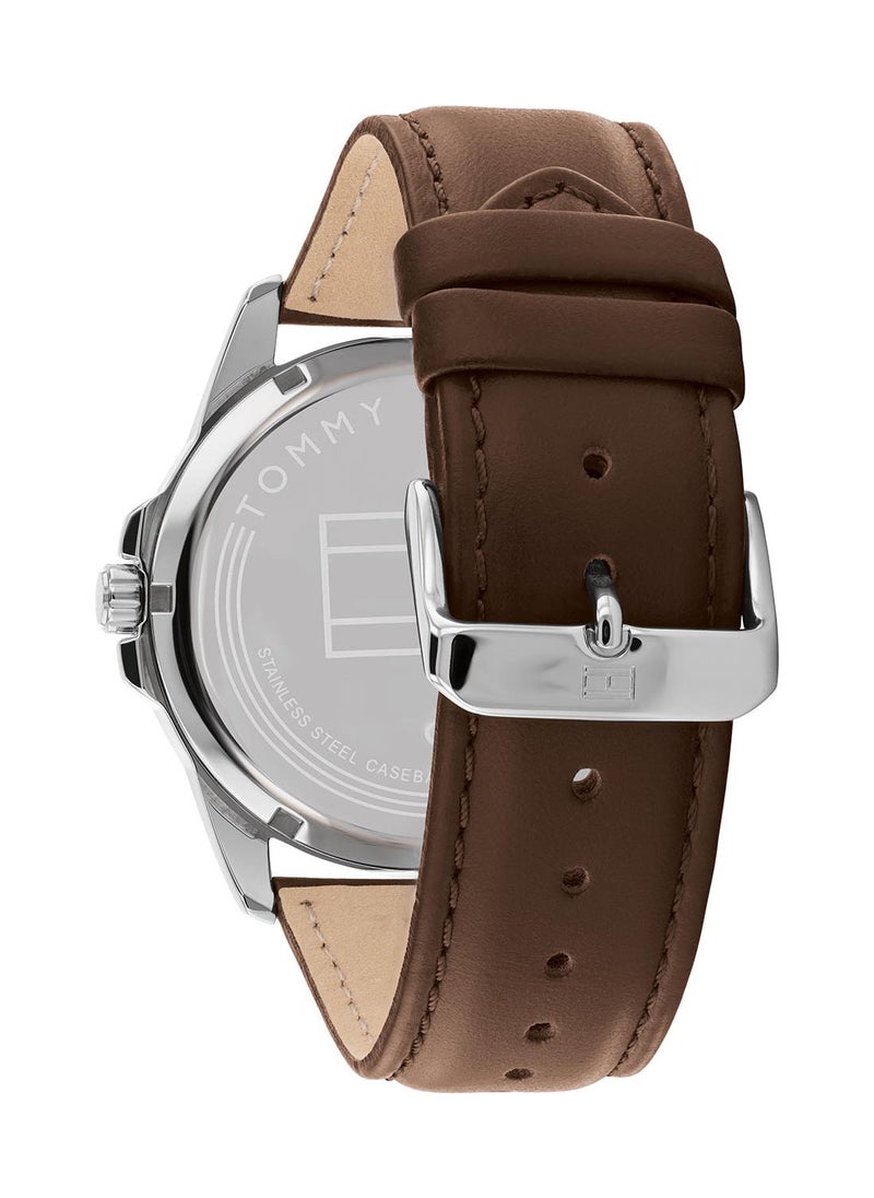 TOMMY HILFIGER TOMMY HILFIGER ROUND ANALOG MEN'S NAVY CASE WATCH - 1791375  - Image 2