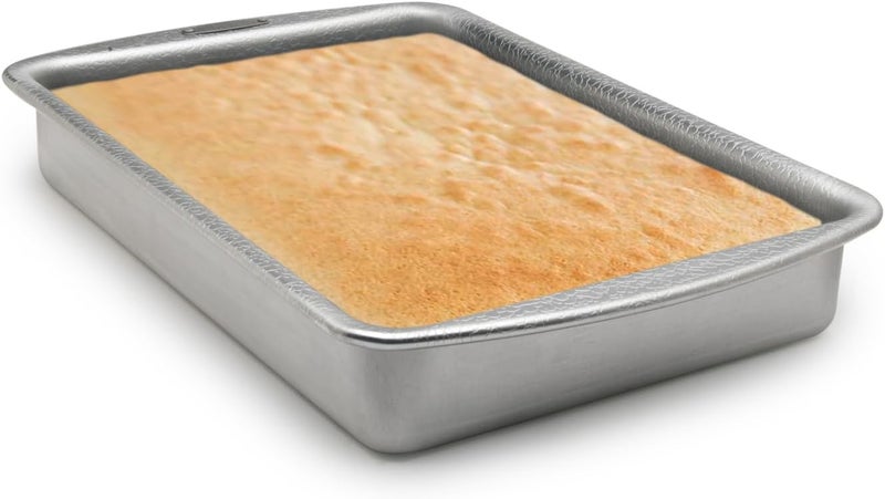 Doughmakers 9" x 13" Cake Commercial Grade Aluminum Bake Pan - Image 1