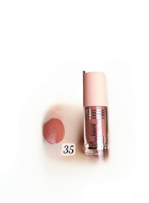 Moisturizing liquid blush with vitamin and panthenol