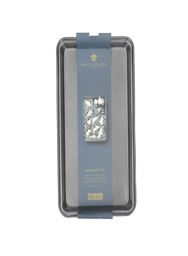 Master Class MasterClass Brownie Tin with PFOA Free Non Stick, Robust 1 mm Thick Carbon Steel, 34 x 20 cm Rectangular Tray Bake Pan - Image 3