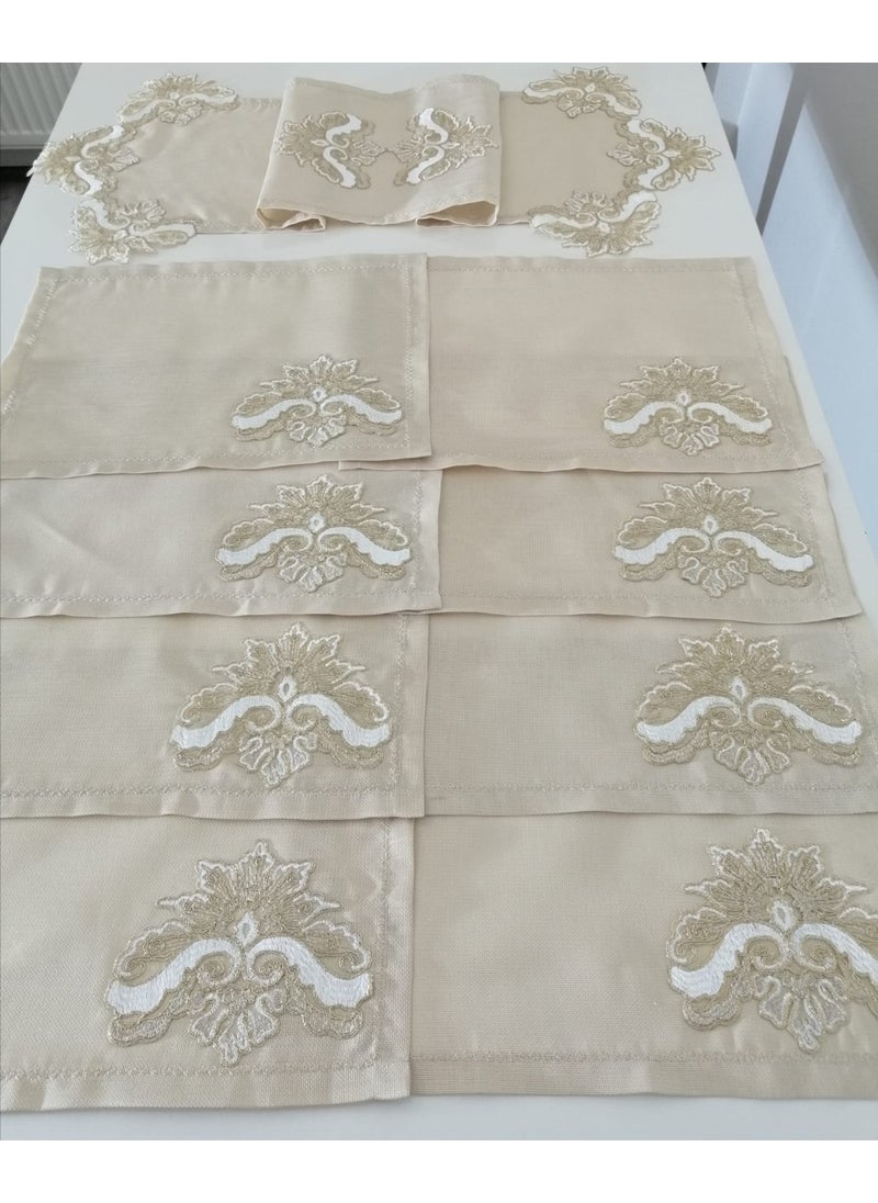 Lady Rio Presentation Set for 8 Persons with Placemat, Runner and Suppli. French Lace Presentation Set  - Image 3
