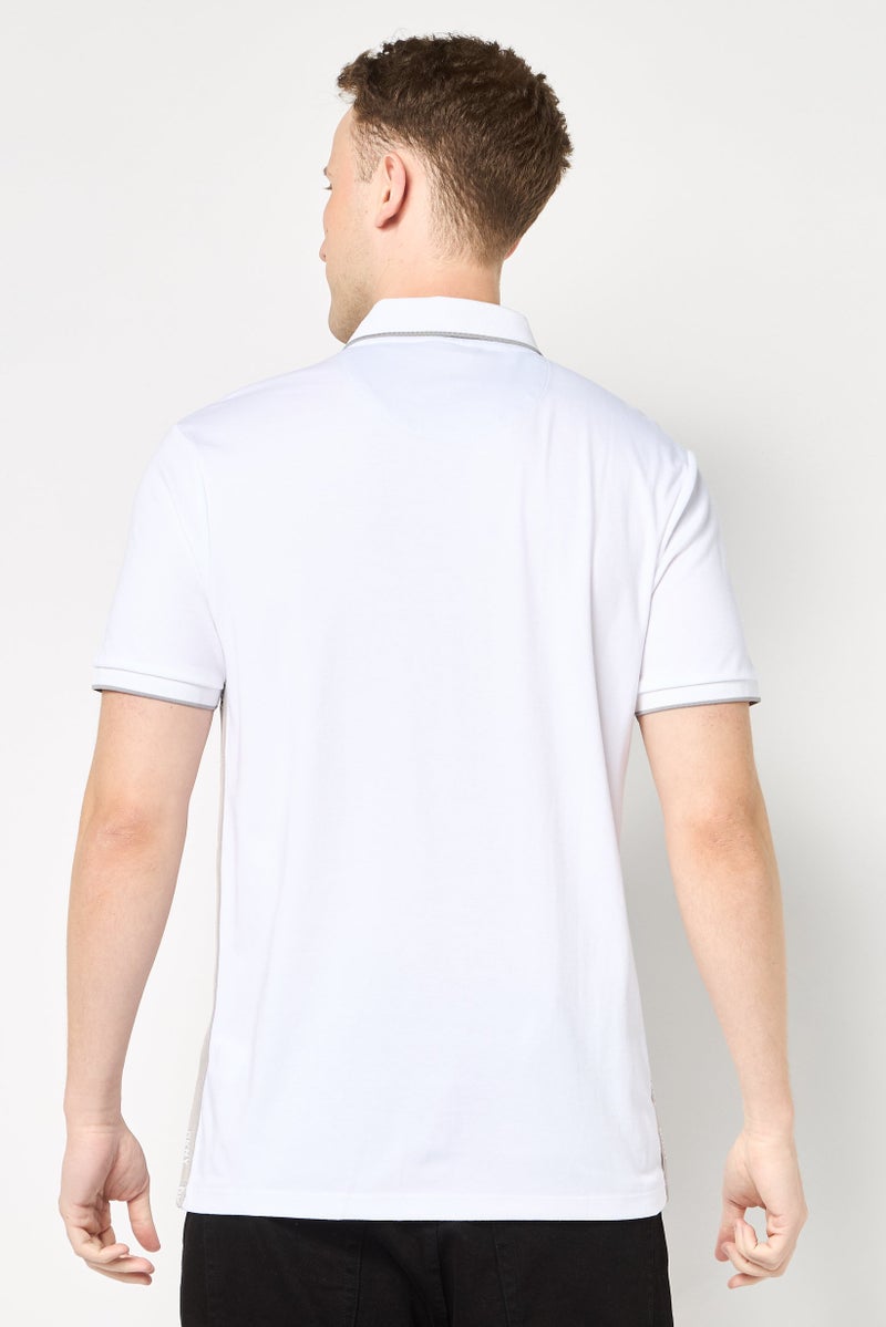 DKNY Men Regular Fit Brand Logo Short Sleeves Polo Shirt, White - Image 4