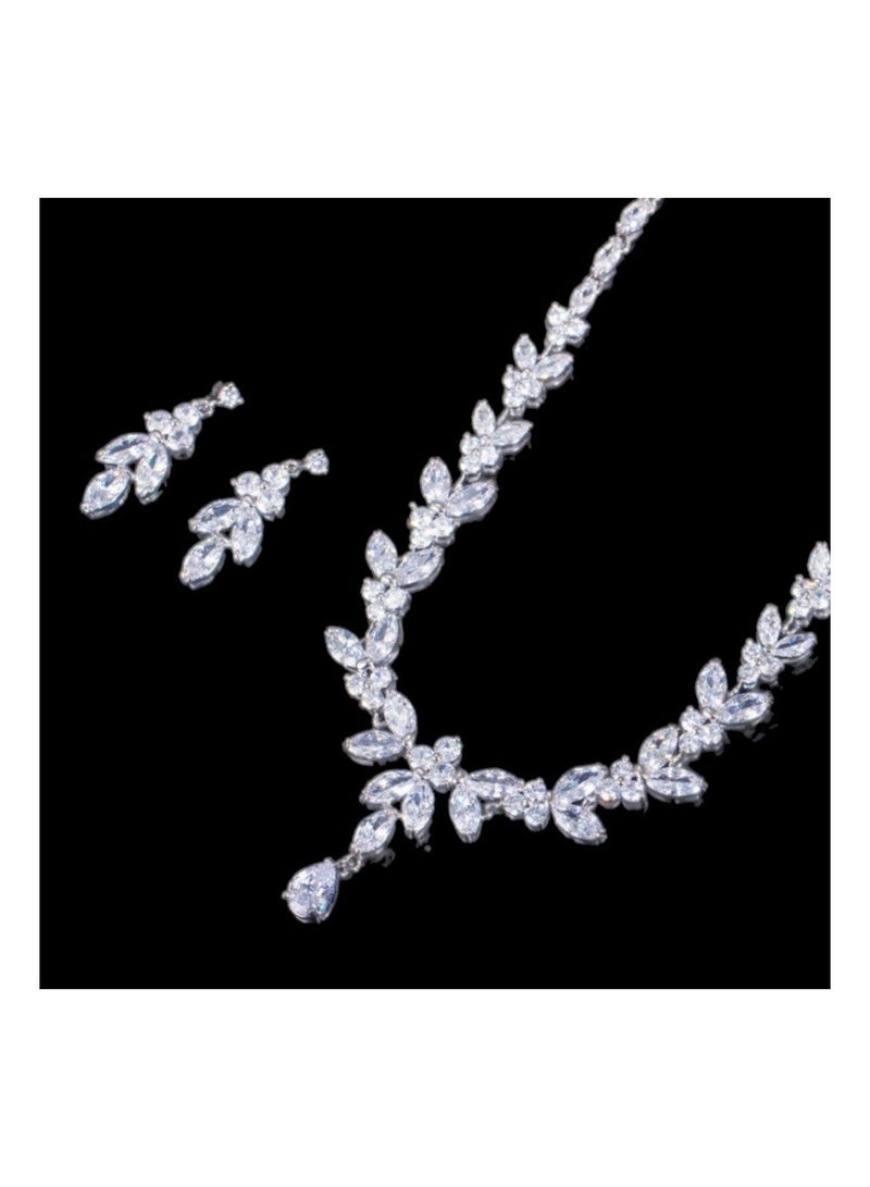 جولاري طقم عقد زركونيا الأنيق - Image 3