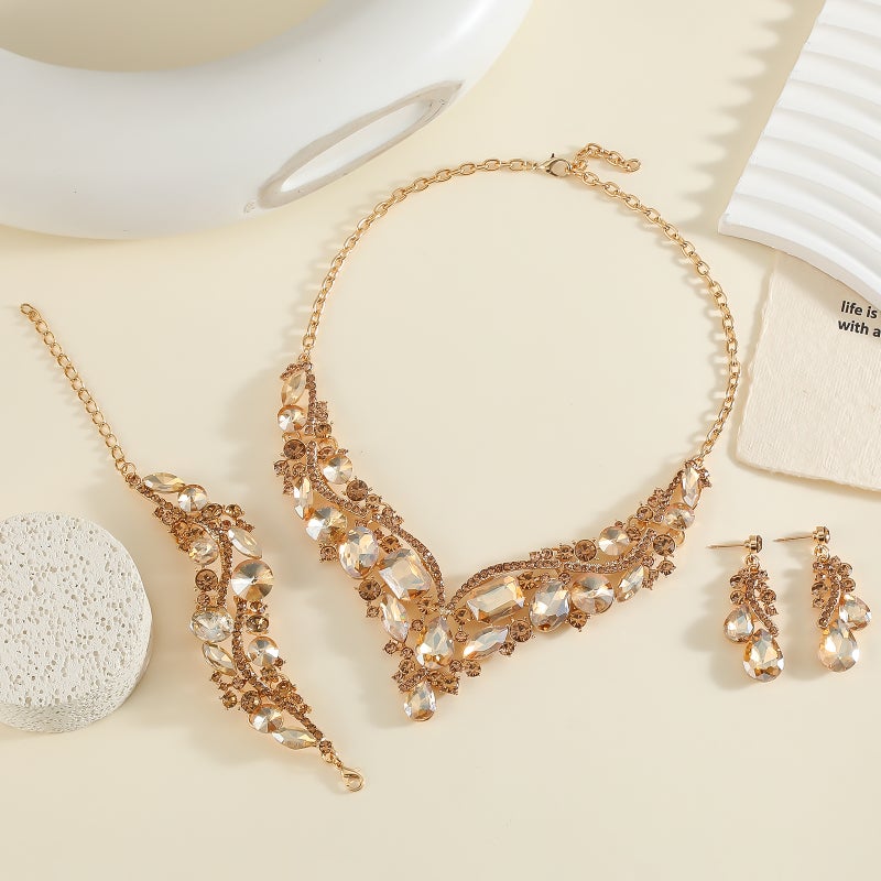 European and American Retro Royal Necklace, Earrings, and Bracelet Set - Elegant Crystal Jewelry for Weddings and Banquets