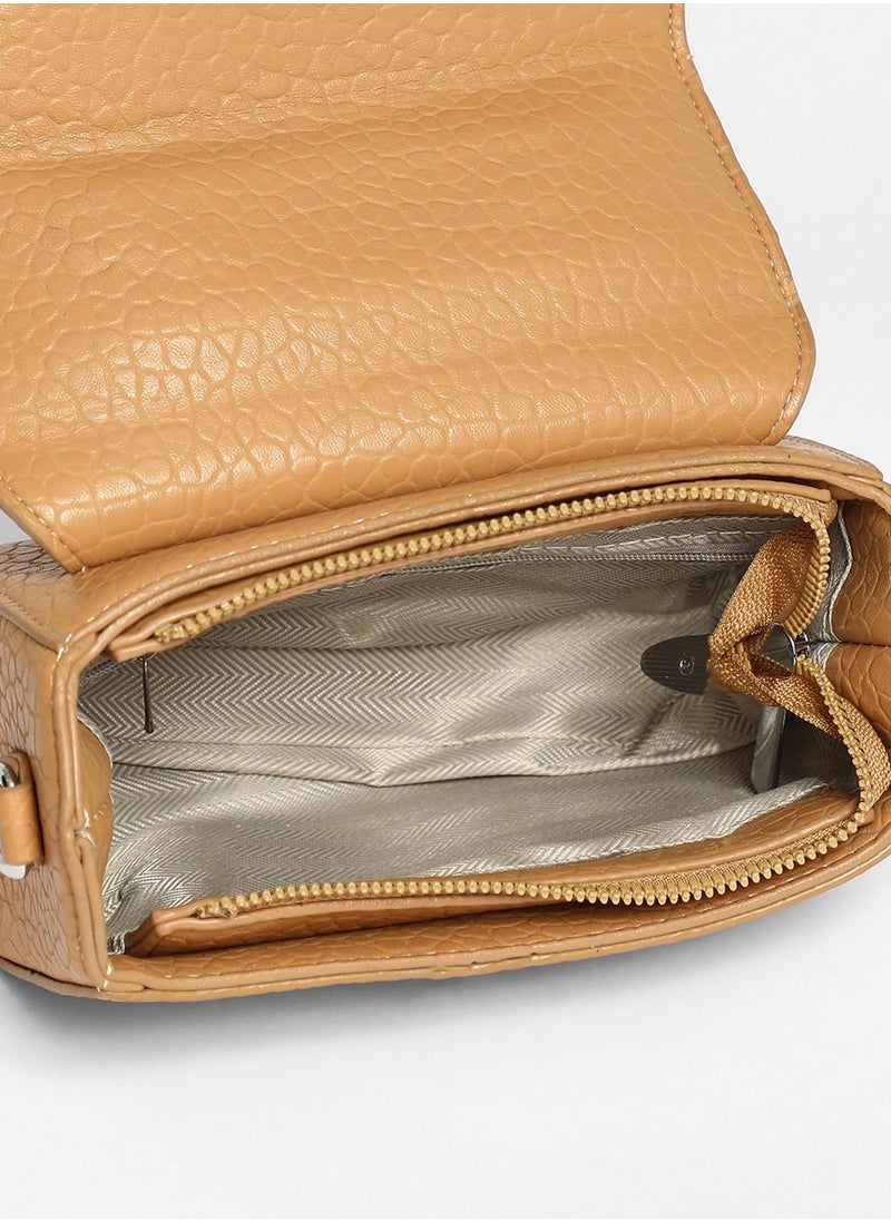 Haute Sauce - Caldera Hand Bag - Image 1
