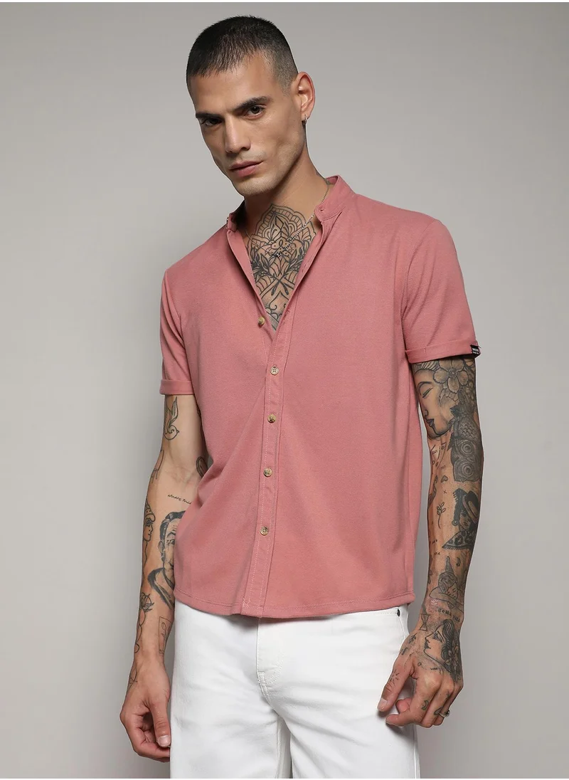 Campus Sutra Men's Salmon Pink Basic Shirt