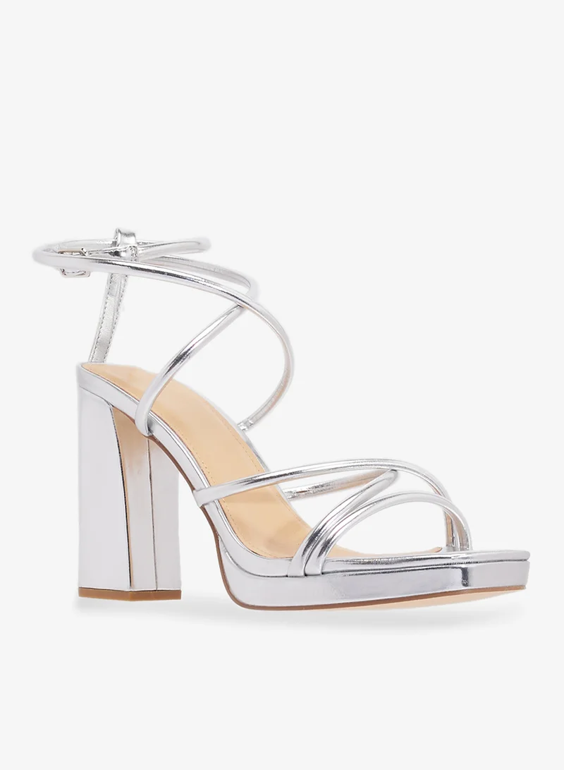 ترافل من نمشي صنادل بكعب إسفيني