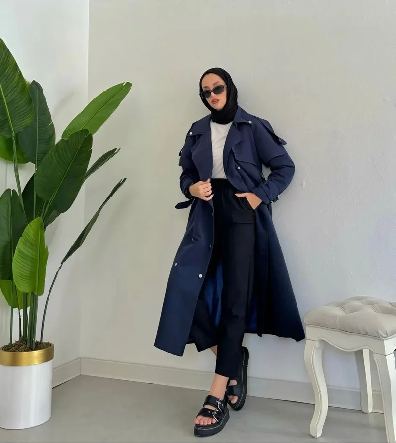 سوانا Women's Elastic Waist Detailed Zippered Hooded Trench Coat