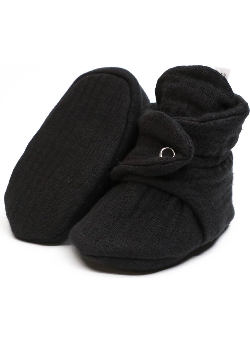 Ella Bonna Muslin Baby Booties, Organic Cotton, Newborn Slippers, Black - Image 2