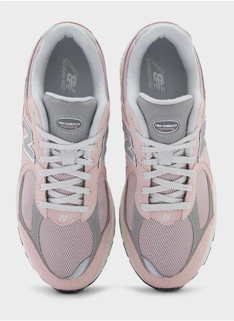 New Balance 2002 Sneakers