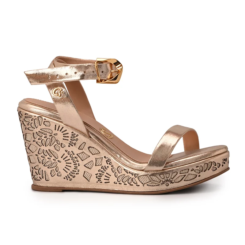 Anabela Dourada Laser Cutouts