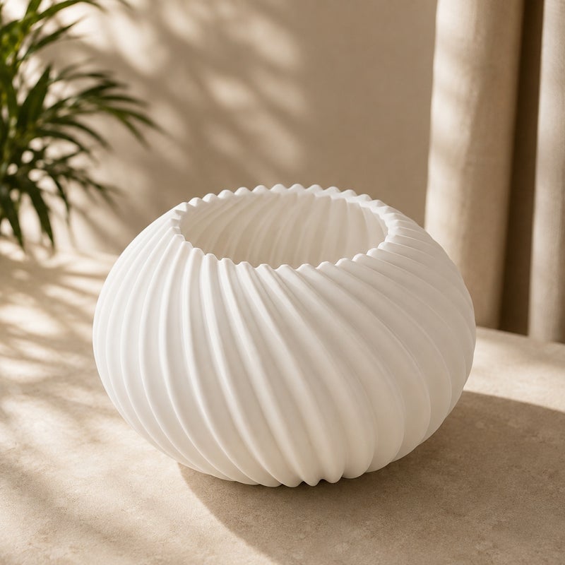 Round spiral porcelain vase