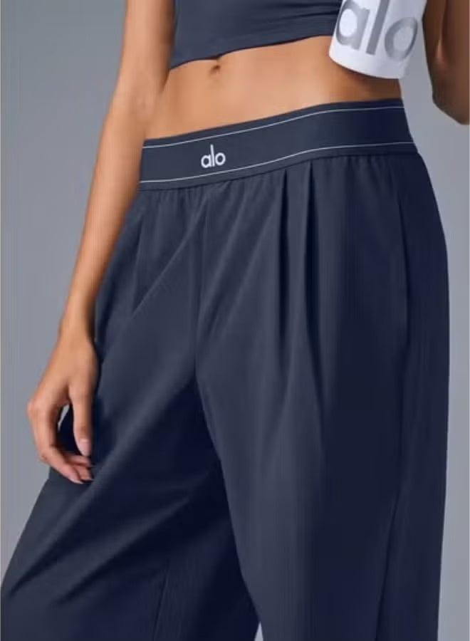 ألو Alo Yoga 30" Inseam Suit Up بنطلون (منتظم) - Image 1