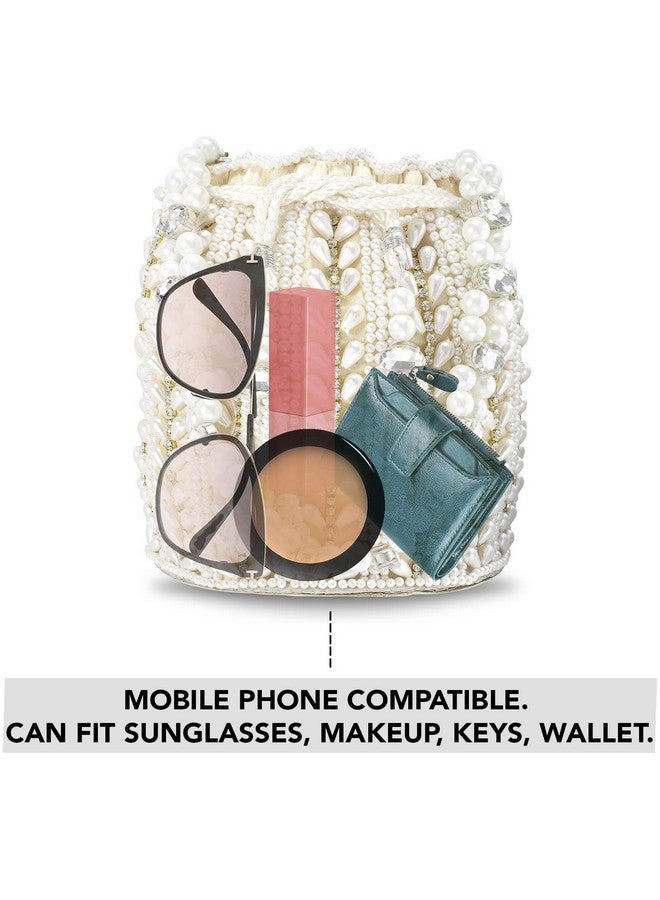 PEORA حقائب بوتلي مزينة من بيورا للنساء والفتيات حقيبة مسائية عرقية مع حزام معصم حقيبة زفاف مع سحب هدية للنساء، بيضاء - Image 2