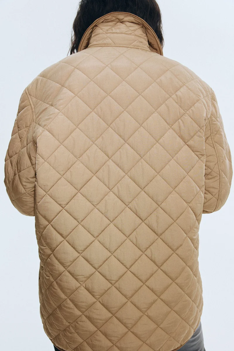 اتش اند ام جاكيت بتصميم محشو